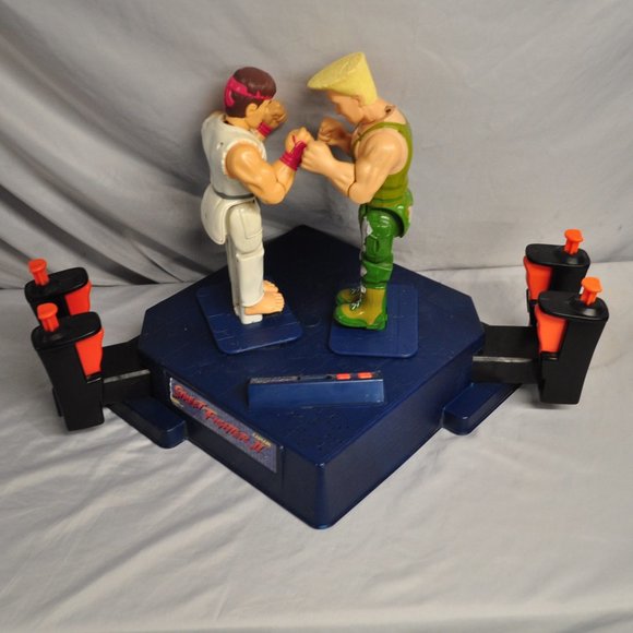 Vintage 1993 Tiger Capcom street fighter 2 II rock em sock em robots game (P59) - Picture 4 of 9